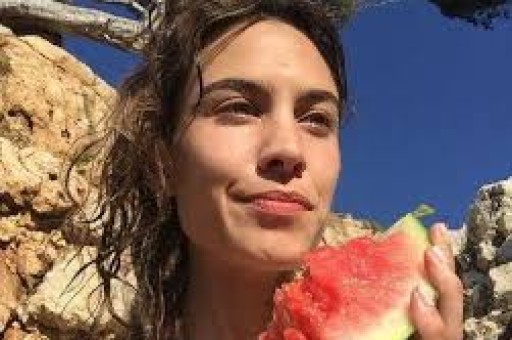 白百何黑料被顶上热搜第一舆论反转她为口无遮拦付出了代价