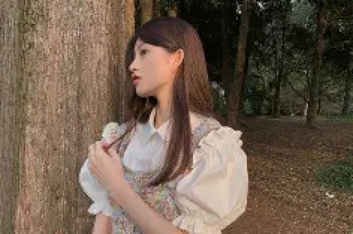 曝知名网红塌房！表面立爱国人设疯狂捞金背地砸6百万移民法国