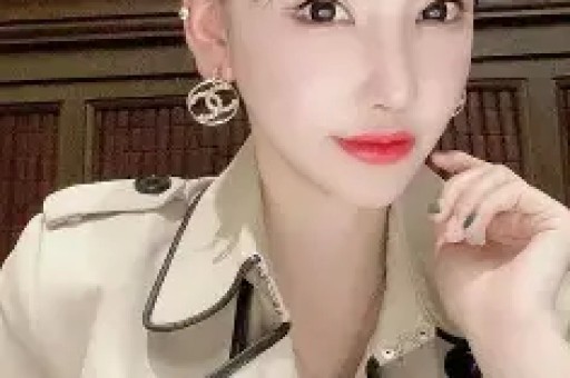 盲人摆拍日入8万