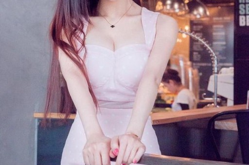 3500家连锁店女网红艾琳演豪门戏翻车涉嫌欺诈中老年人