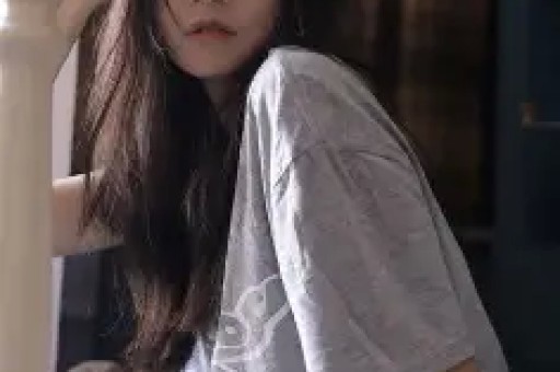 赵露思真算得上内娱第一个因生病塌房的艺人了