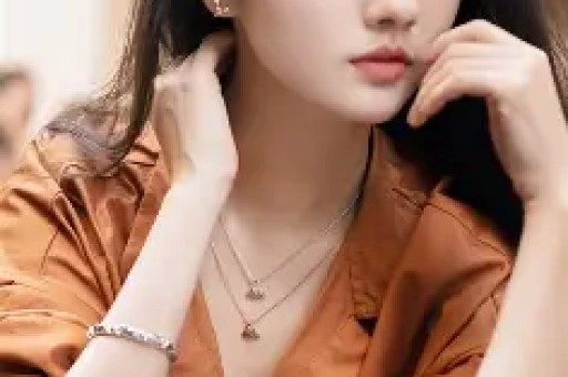 女明星集体“塌房”她们为啥都不装了